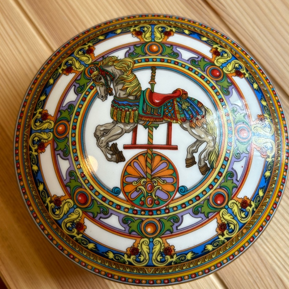 Gucci trinket box